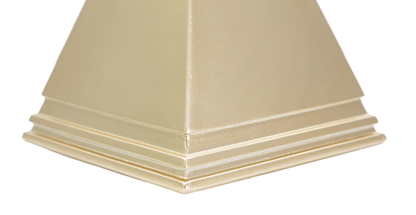 Piramide Oro 11,5x11,5x15,5 cm in Poliresina