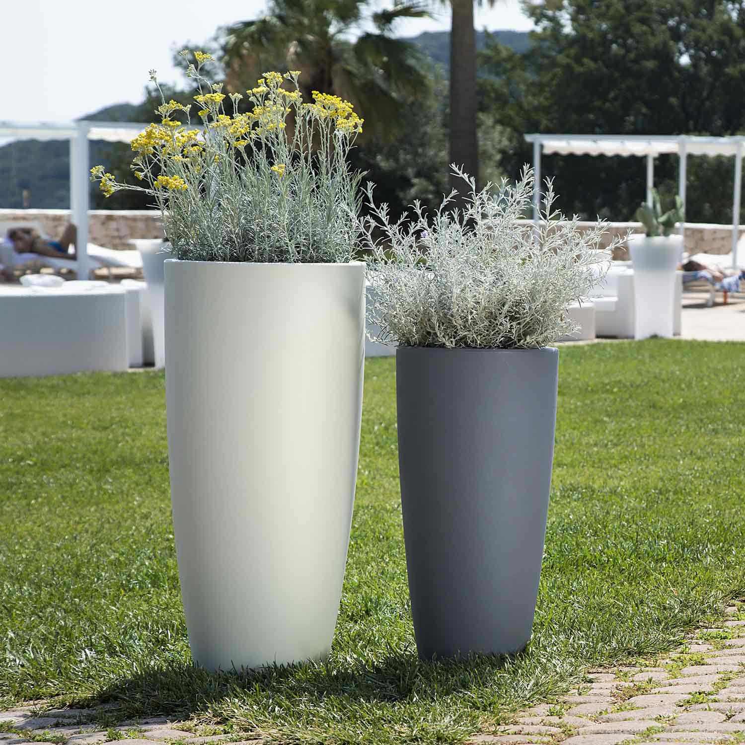 Vaso Agave In Resina Tondo Grigio H70 Ø 33Cm