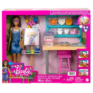 Barbie relax and create atelier - playset con bambola e plastilina per vasi e pittura - 25+ accessori - alta 29 cm - regalo per bambini 3-7 anni - HCM85