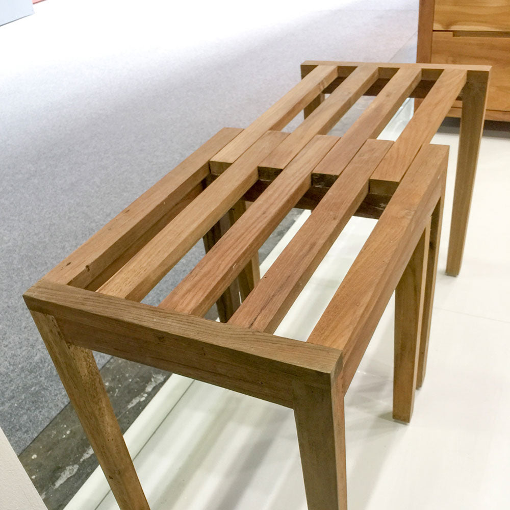 Sgabello allungabile modello 'Tricky' in legno Teak by Cipi cm 50 x 36 x 46h