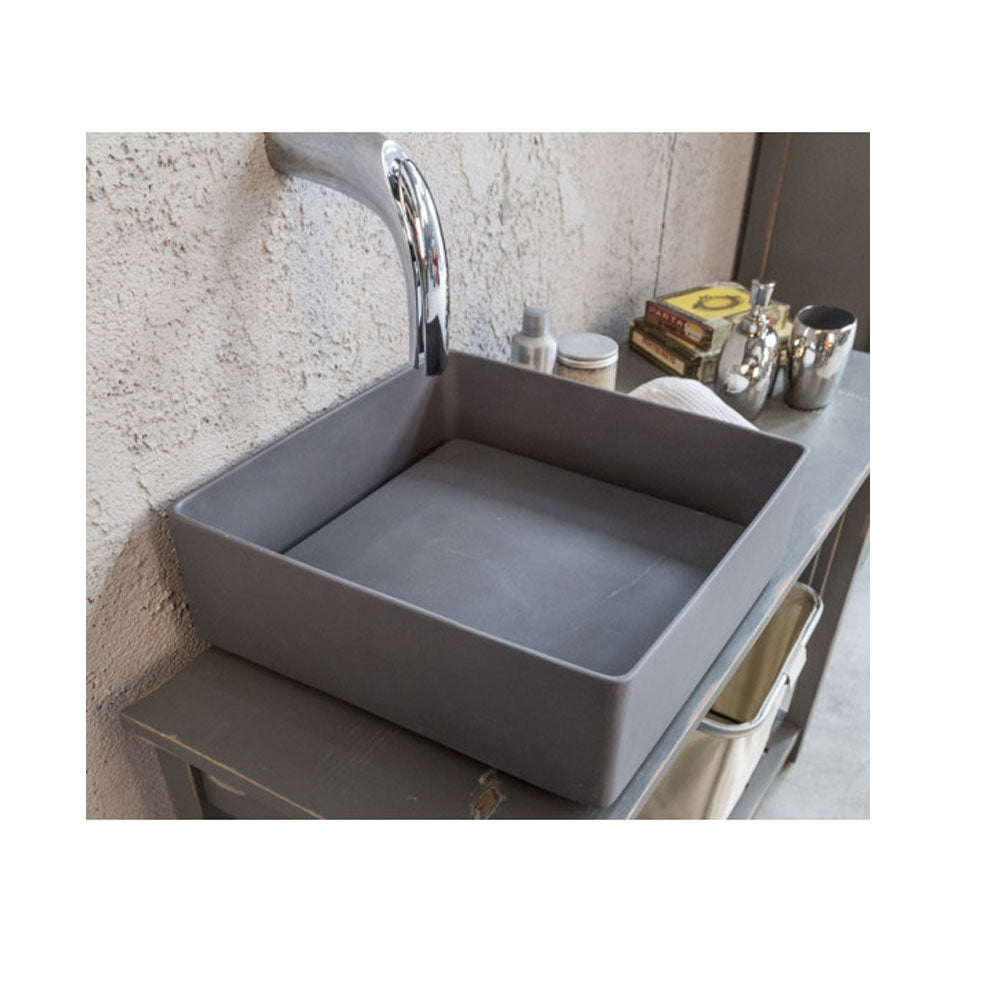 Lavandino da appoggio 'Trabocchetto Basin' in resina cm 40x40x13h by Cipi - Grigio elefante