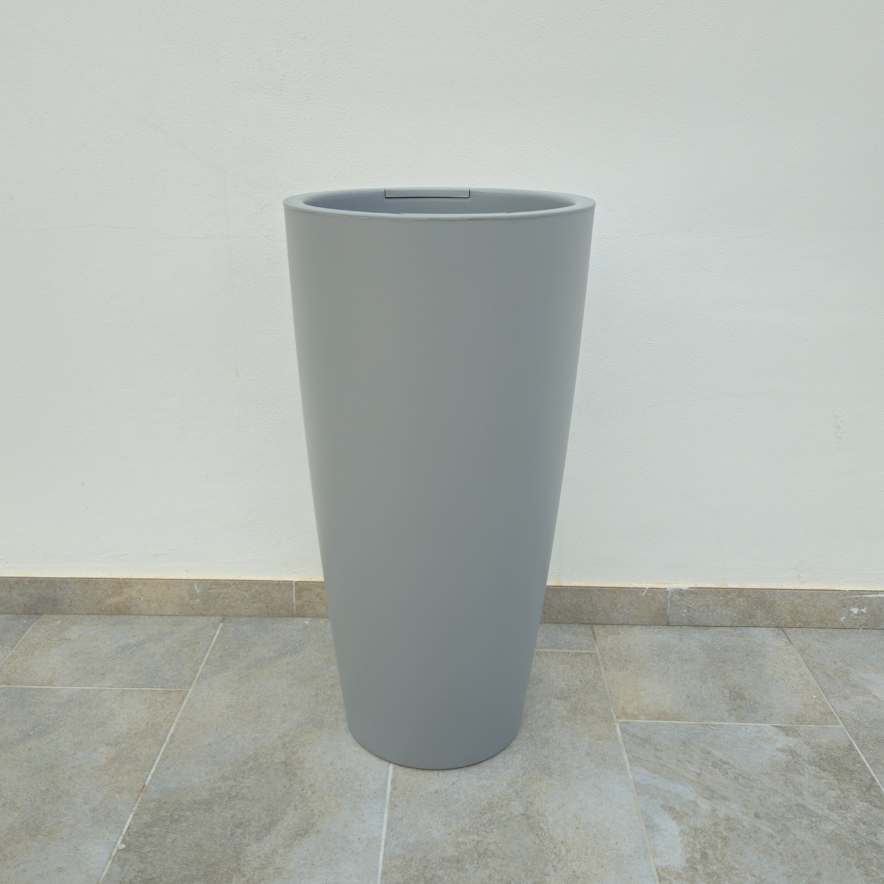 Vaso Style cm  36x70 H con palma artificiale -  colore: grigio - P01-V01-GRG