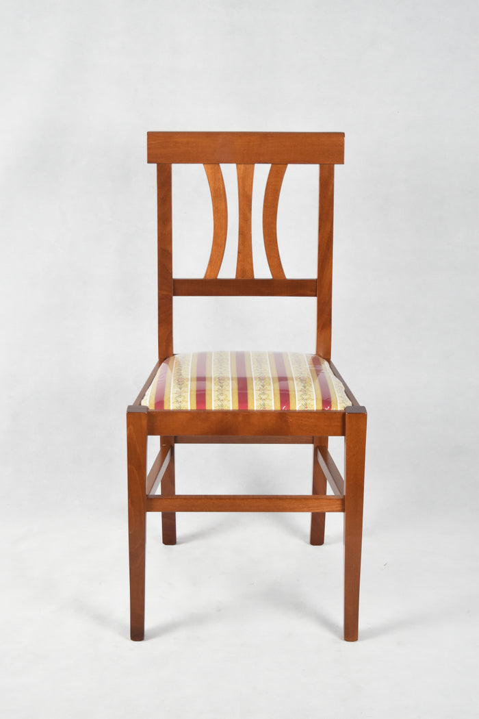 Set 2 Sedie Artemisia Tommychairs, struttura in legno di faggio color noce chiaro e seduta in tessuto lisere rosso