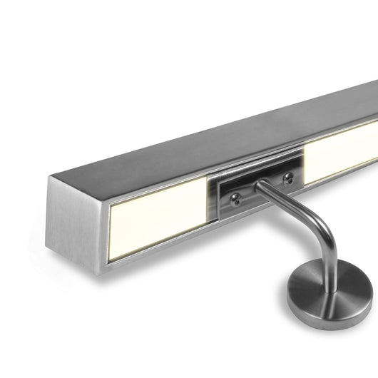 Corrimano in acciaio inox con LED luce calda 3000K, modello QUADRO. Lunghezza 360 cm