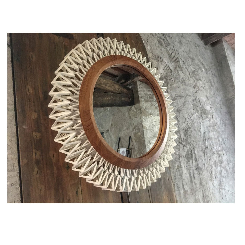 Specchio rotondo 'Diva Mirror' con cornice in Teak e rete metallica by Cipi - specchio Ã˜ 60 cm