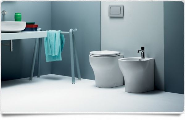 Kit Sanitari filomuro Vera 48 - Azzurra ceramica - Vaso filomuro Azzurra Vera 48