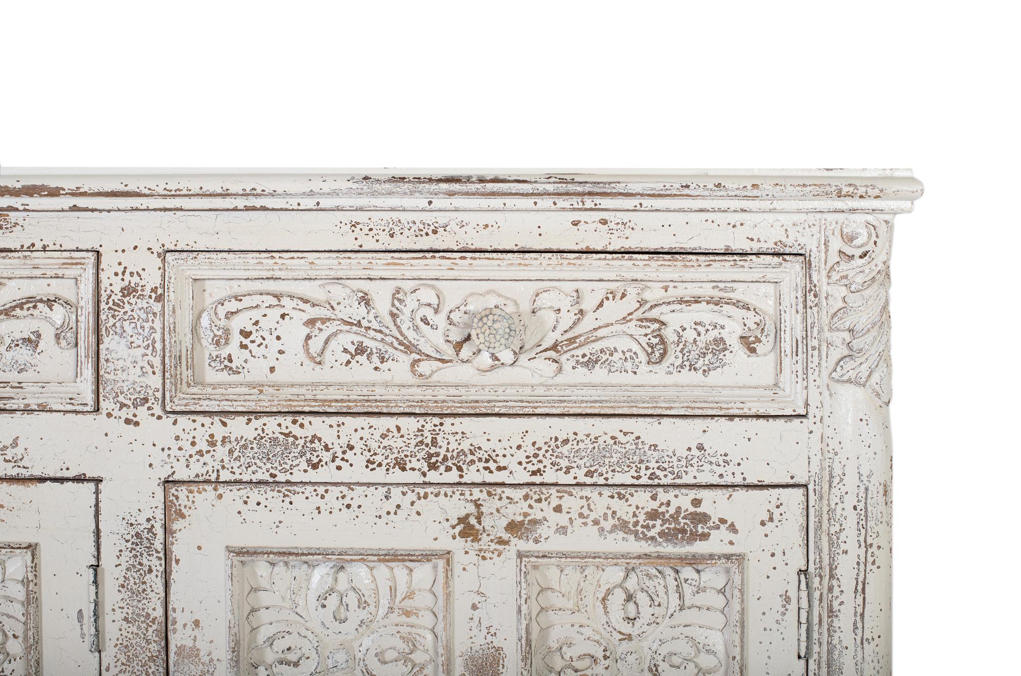 Credenza in legno di mango bianco finitura craquelée