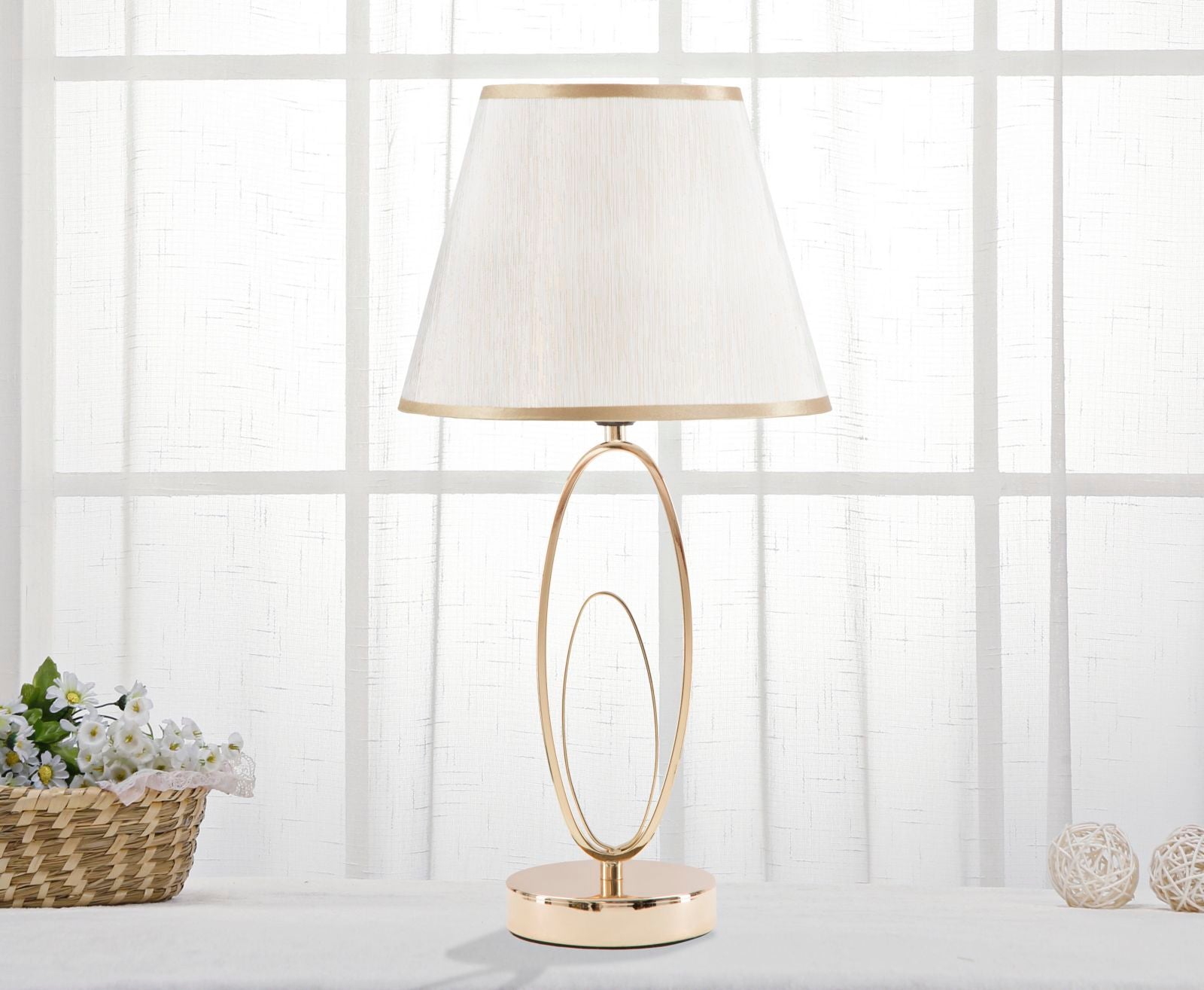 Lampada da Tavolo Glam Flush Ø24x47 cm in Ferro e Poliestere Oro e Crema