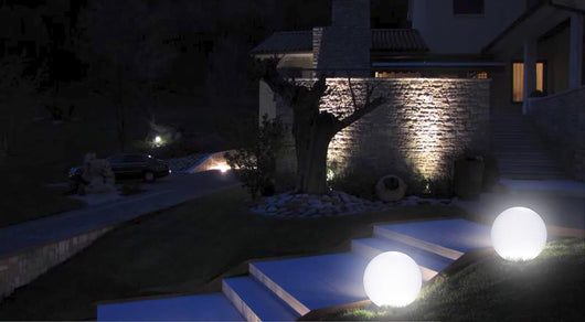 Sfera Solare Luminosa a LED da Giardino Piscina Ø30 cm in Resina Arkema