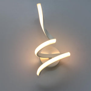 Applique LED stilizzato moderno lampada da parete CCT 3 step con memoria curva spirale 10W luce soggiorno ufficio 230V