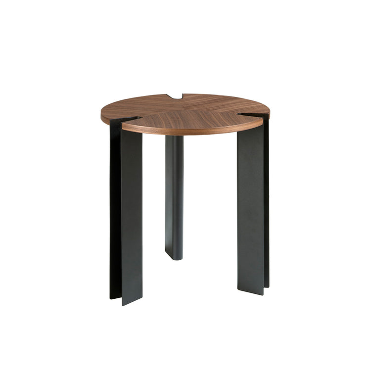 Tavolino in legno di noce e acciaio nero