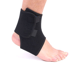 Supporto fascia in neoprene per caviglia doppia chiusura a strappo nera