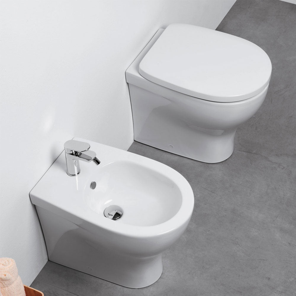 Sanitari Filo parete Ceramica Azzurra Pratica WC e BIDET con sedile SOFT CLOSE Filo muro Offerta