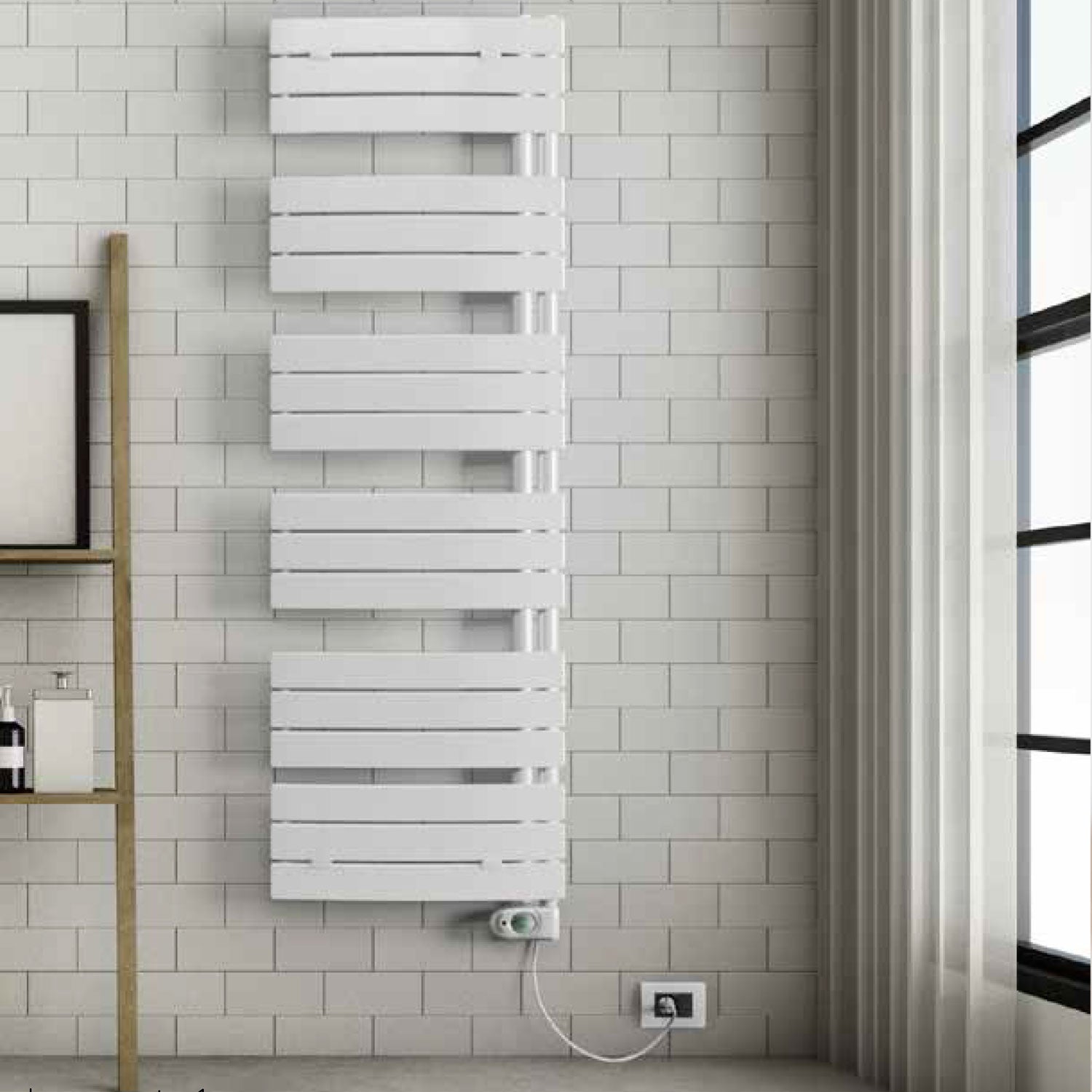 Termoarredo elettrico bianco curvo Lazzarini E-Pieve 1680x550 cm 750 watt