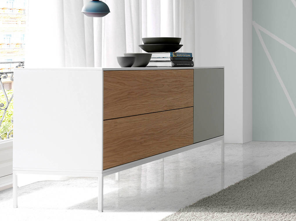 Credenza in legno bianco, rovere e acciaio bianco