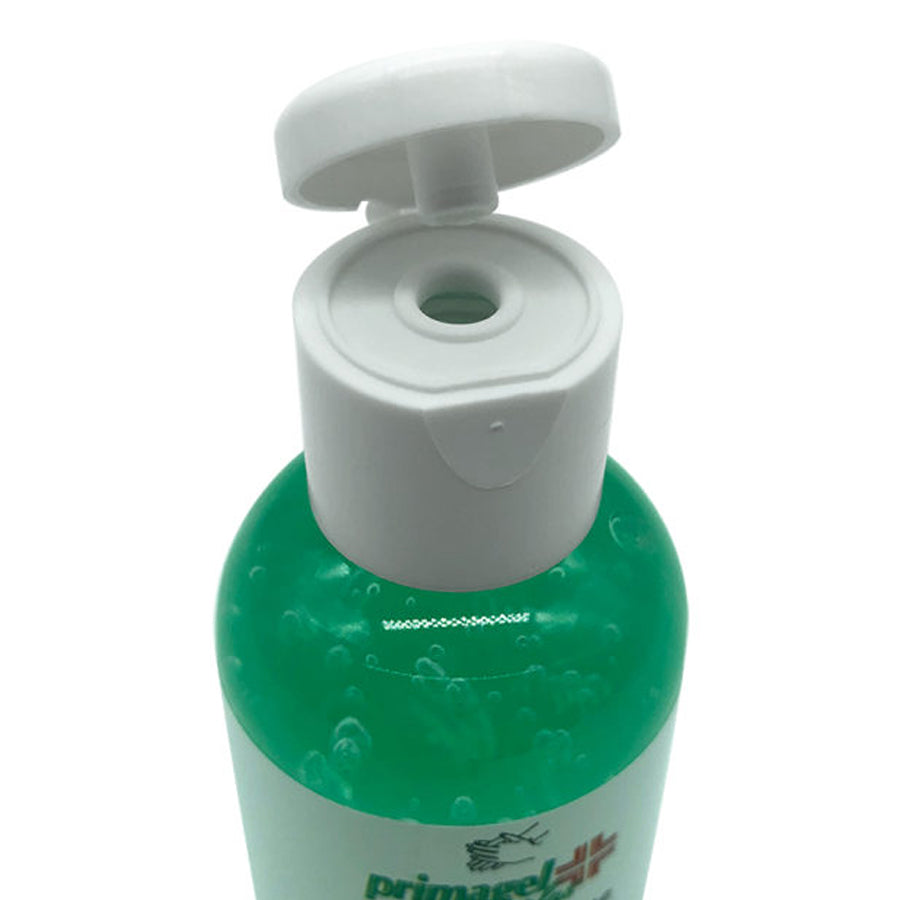 Gel igienizzante per le mani a base alcolica senza risciacquo per l'immediata detersione e disinfezione delle mani. Flacone da 50ml