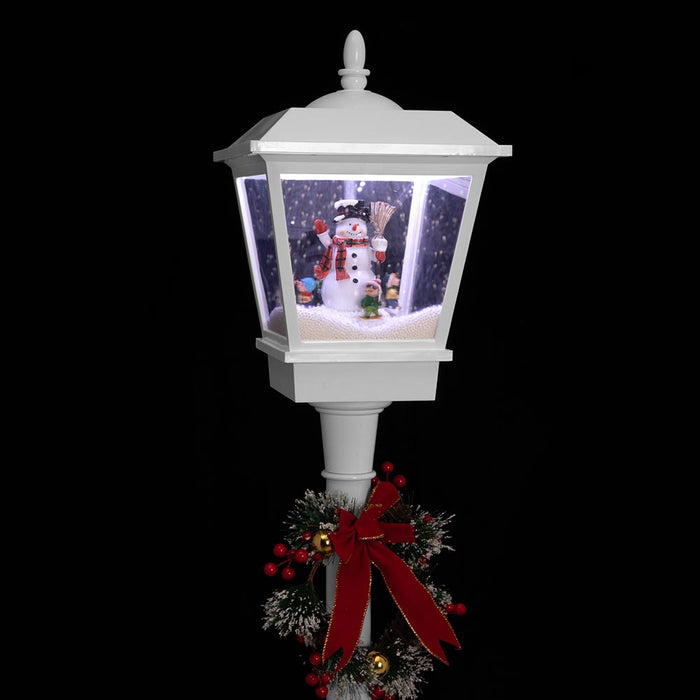 Lampione Natale con Luce LED Scena Natalizia Motorizzata Neve Musica 180cm Bianc