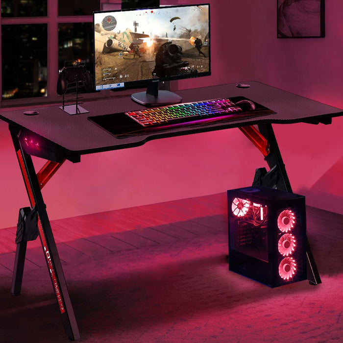 Scrivania Gaming Porta Pc Computer con Luci LED RGB e Tappetino Mouse Pad 80x30