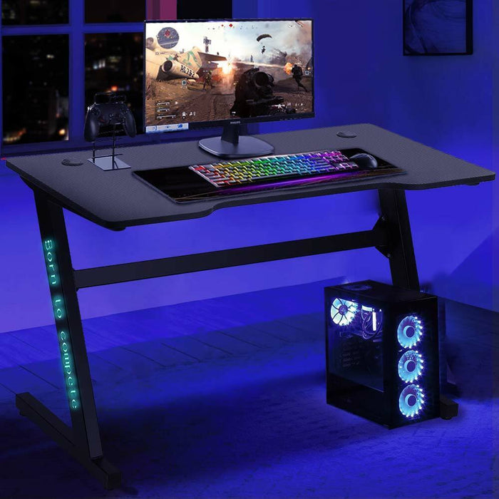 Scrivania Gaming Porta Pc Computer con Luci LED RGB e Tappetino Mouse Pad 80x30