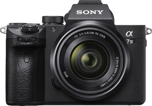 Fotocamera mirrorless sony ilce 7m3 obbiettivo 28-70 3.5-5.6 oss - ILCE7M3KB