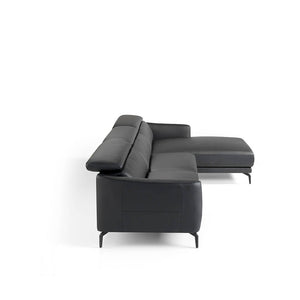 Divano chaise longue rivestito in pelle e gambe in acciaio nero