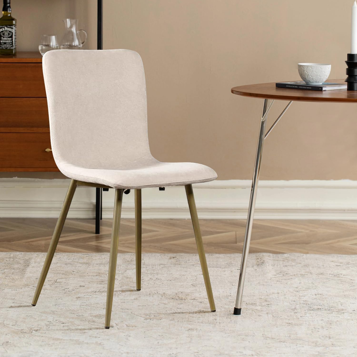 Set 6 Sedie per Sala da Pranzo Beige con Gambe Acciaio Dorato Seduta Ergonomica