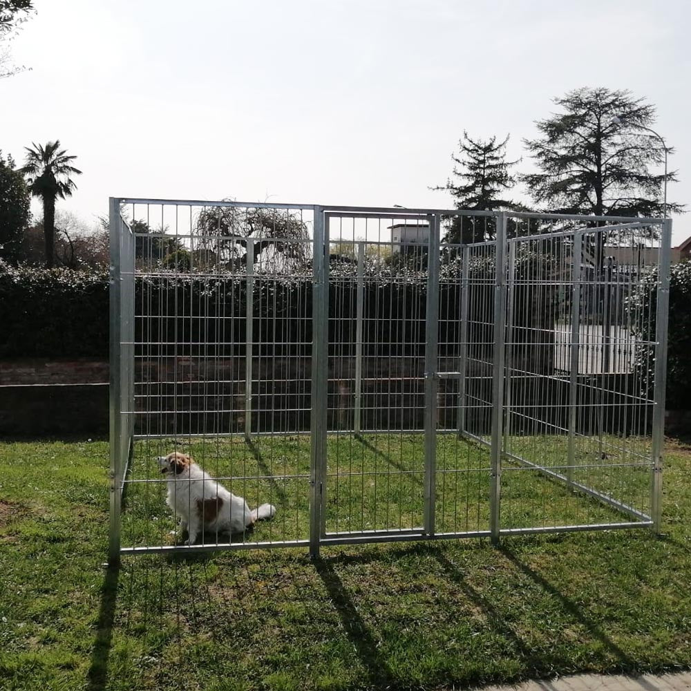 Box per cani da esterno con zincatura a caldo da 300x300x altezza 180 cm