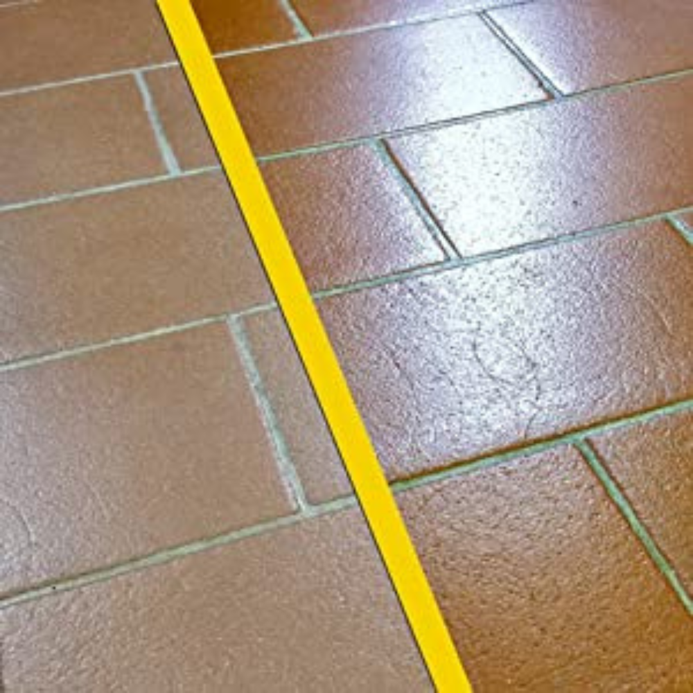 Trattamento impregnante tonalizzante antimacchia effetto bagnato per pavimenti tono plus da 5 lt