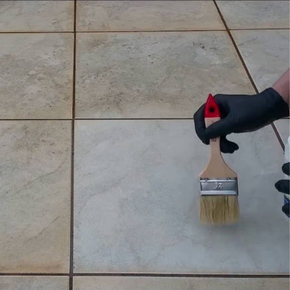 Trattamento antiscivolo per superfici in pietra naturale, gres e ceramiche antiscivolo da 5 lt