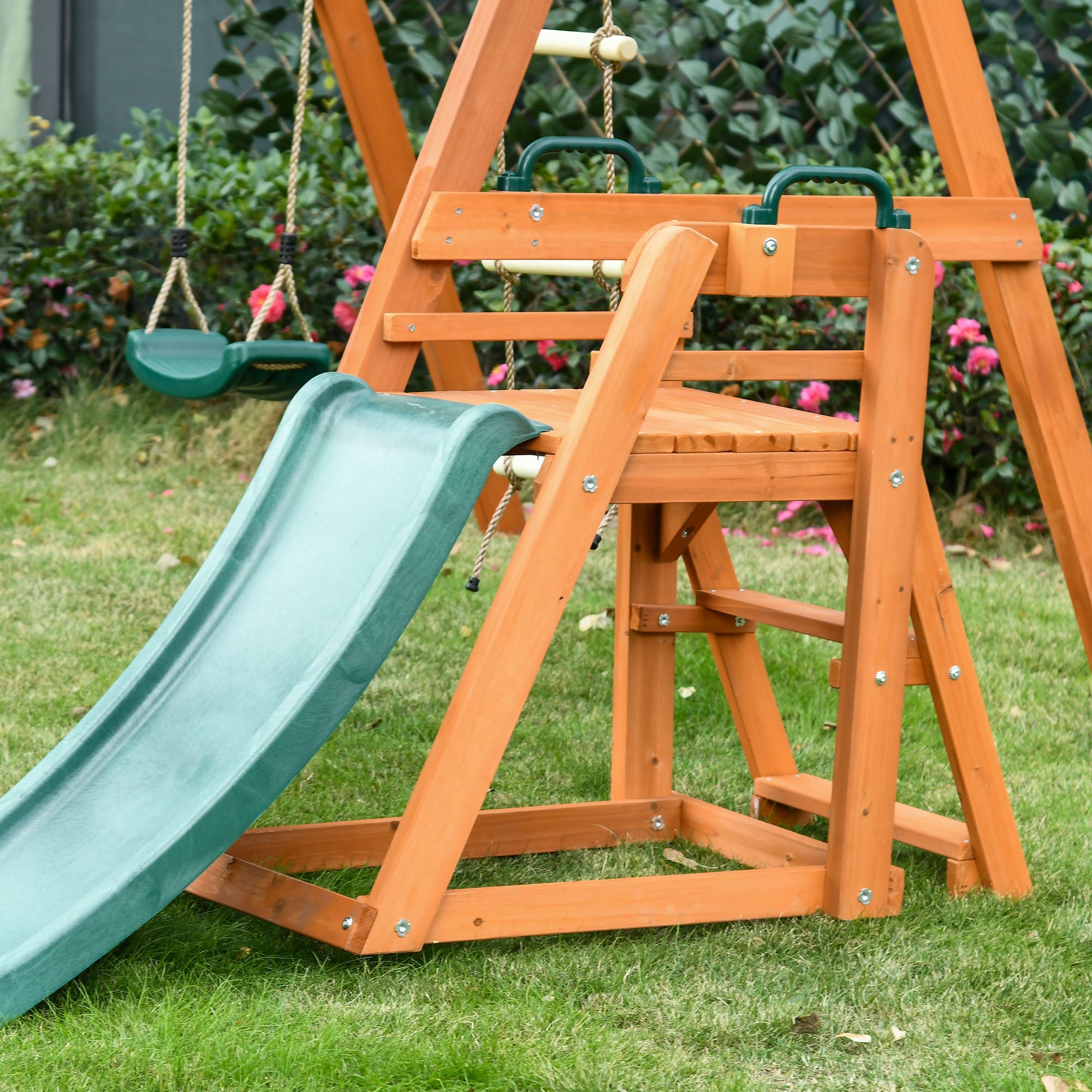 Set con Scivolo Altalena da Giardino e Scaletta a Corda per Bambini 261x269x228 cm in Legno