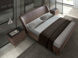 Letto in similpelle marrone cioccolato