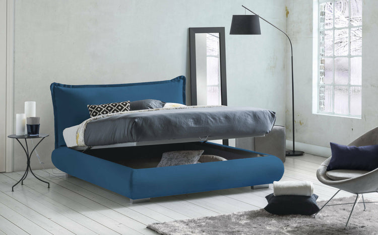 Letto matrimoniale Ilenia, Letto contenitore con rivestimento e testata in tessuto, Made in Italy, Apertura frontale, adatto per materasso 160x190 cm, Blu