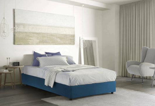 Letto piazza e mezza Chiara, Letto contenitore con rivestimento in tessuto, Made in Italy, Apertura frontale, con materasso cm 120x190 incluso, Blu