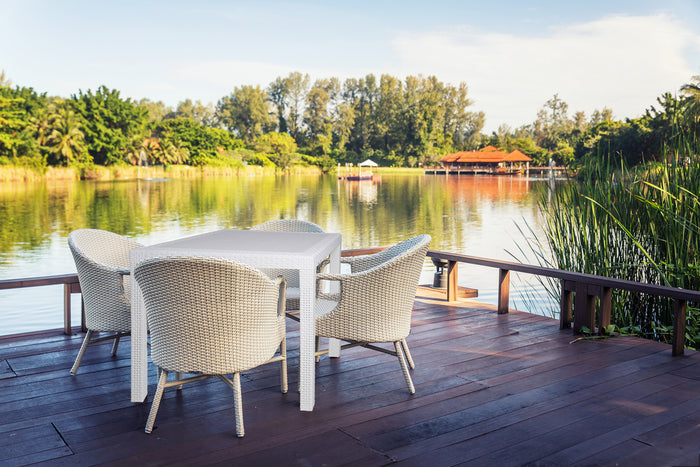 Tavolo da esterno Agrigento, Tavolo quadrato da giardino, Tavolino fisso effetto rattan, 100% Made in Italy, Cm 80x80x72, Bianco