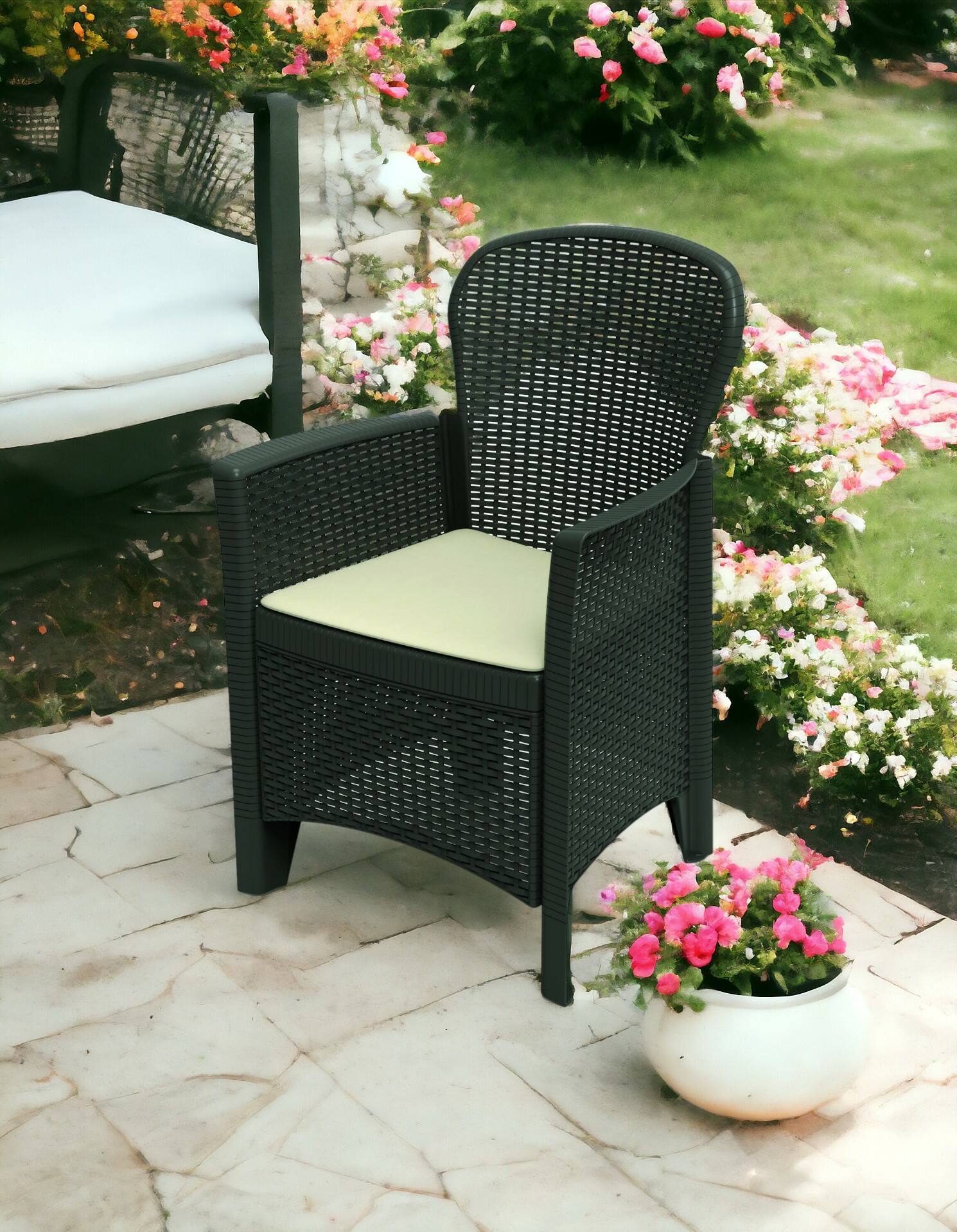 Sedia da esterno Como, Seduta da giardino, Poltrona outdoor effetto rattan, 100 % Made in Italy, Cm 60x58h89, Antracite