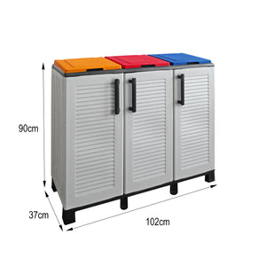 Armadio portarifiuti da esterno o interno, Mobile porta 3 sacchi a 3 ante, 100% Made in Italy, cm 102x37h90, colore Grigio chiaro e coperchi colorati