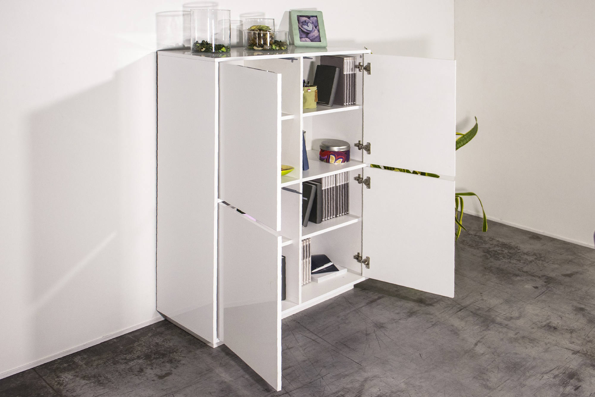 Credenza Dpaci, Madia da cucina a 4 ante, Buffet da soggiorno, 100% Made in Italy, cm 100x41h126, Bianco lucido