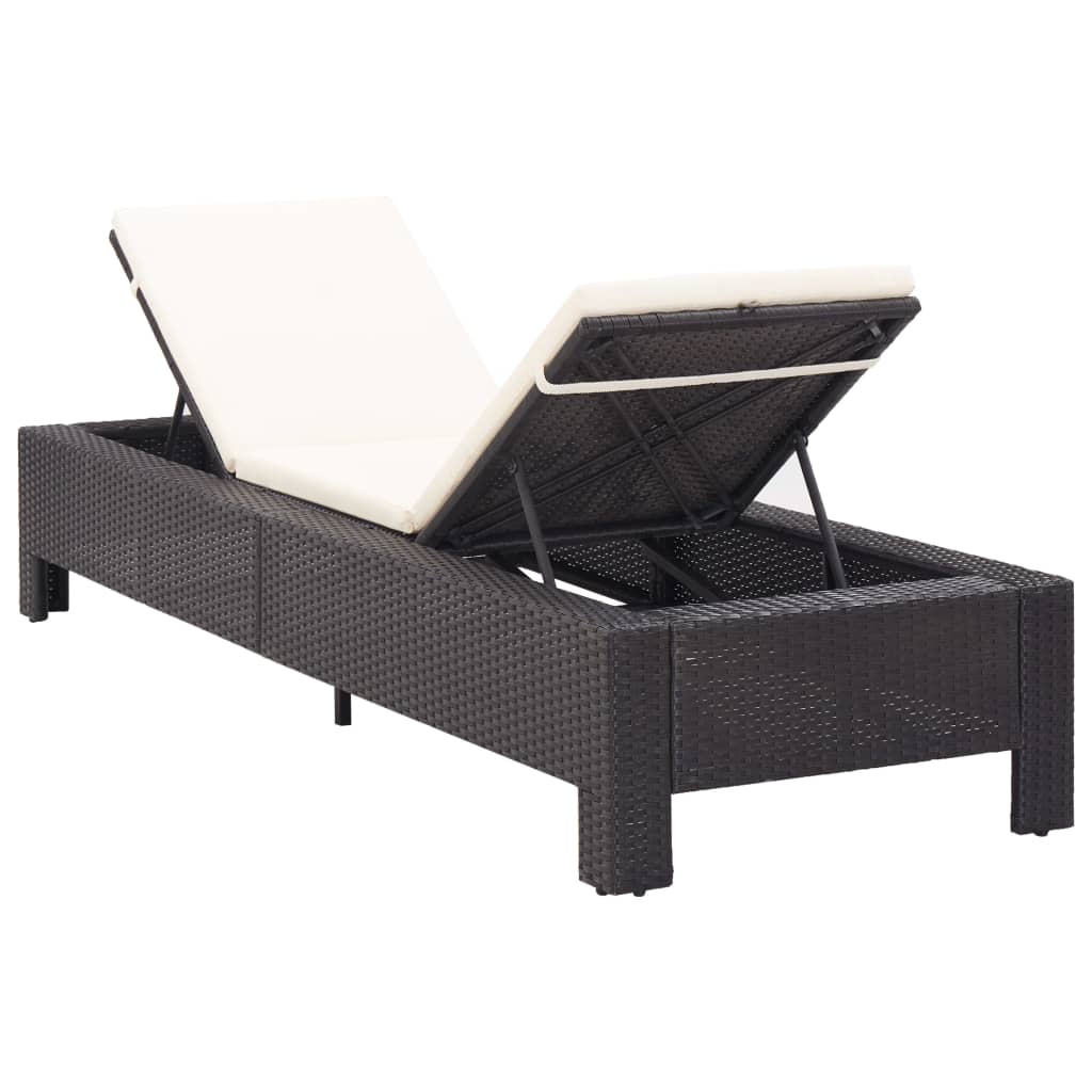 Lettino Prendisole con Cuscino Nero in Polyrattan 