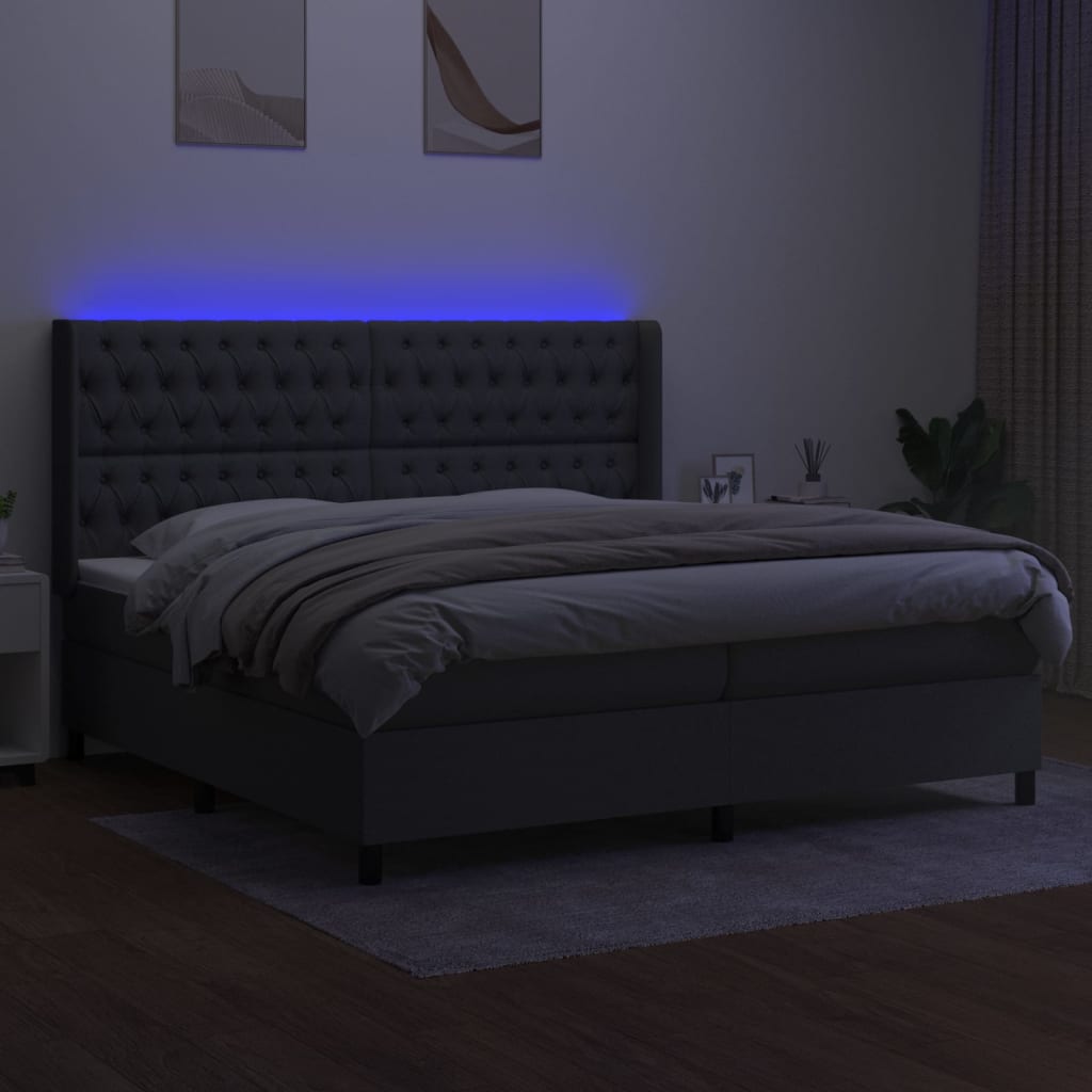 Letto a Molle Materasso e LED Grigio Scuro 200x200cm in Tessuto 3138582