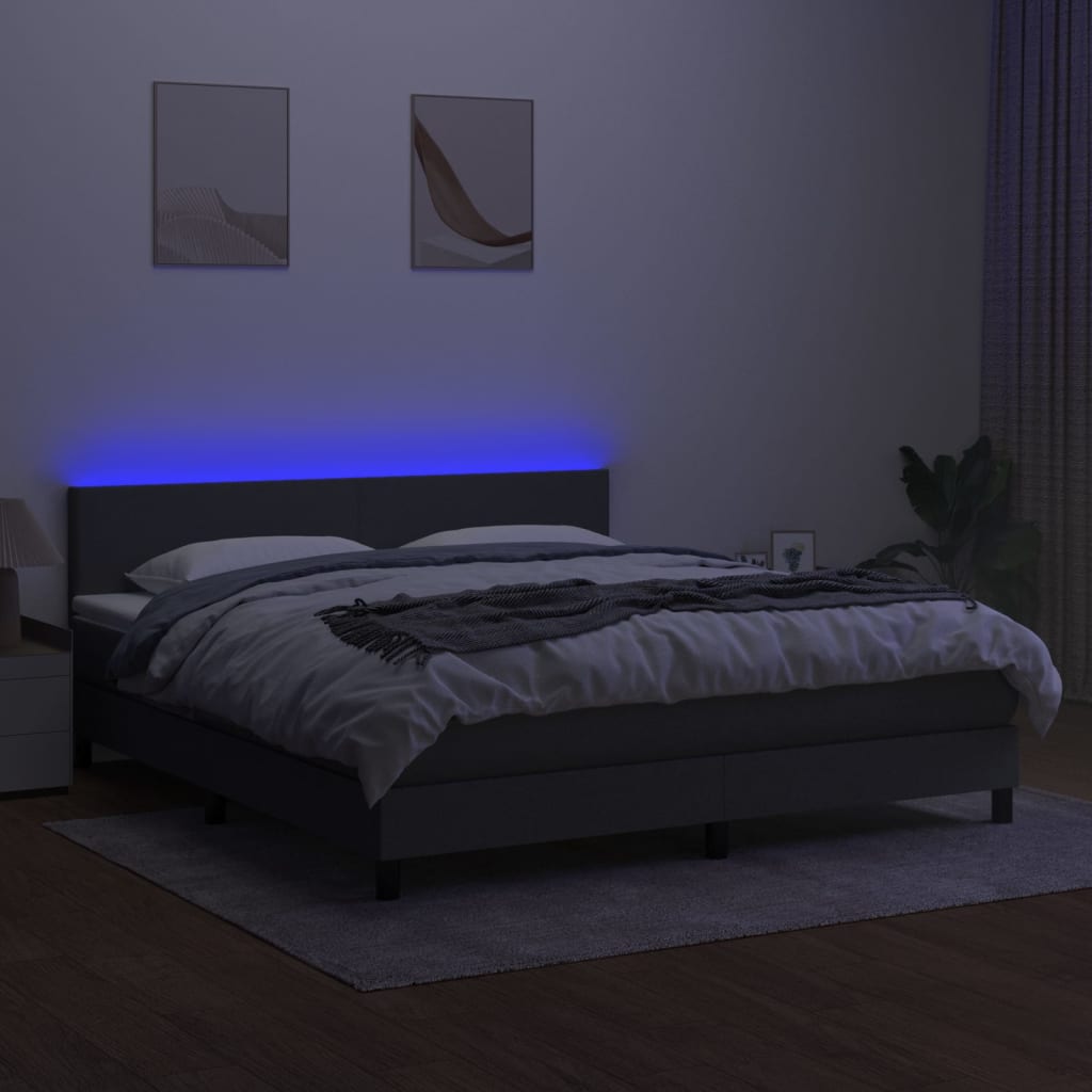 Letto a Molle Materasso e LED Grigio Scuro 160x200cm in Tessuto 3133006