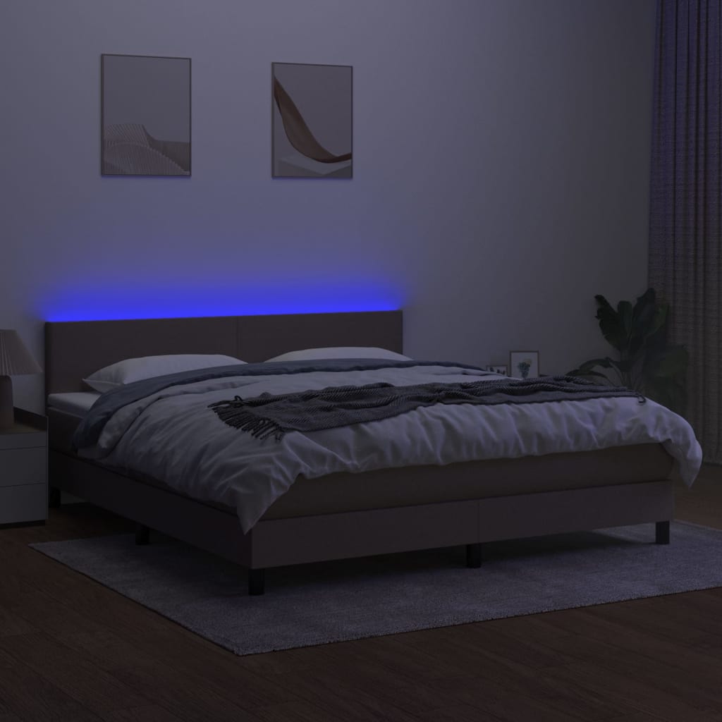 Letto a Molle con Materasso e LED Tortora 160x200 cm in Tessuto 3133009