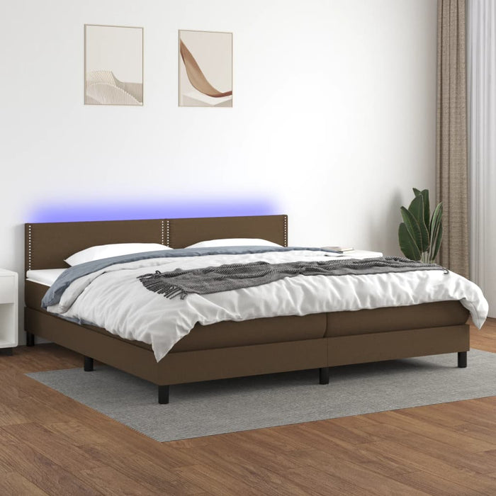 Letto a Molle Materasso e LED Marronescuro 200x200cm in Tessuto 3133104