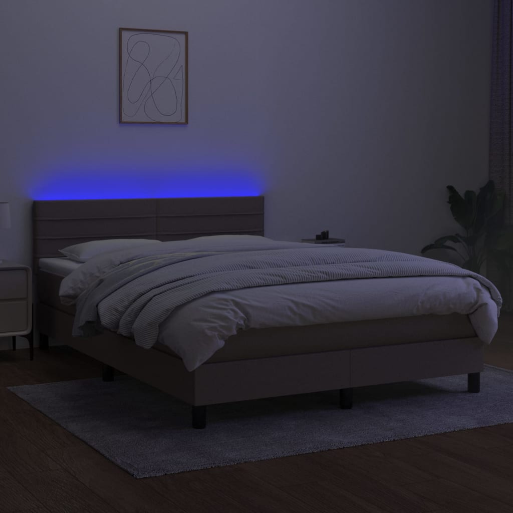 Letto a Molle con Materasso e LED Tortora 140x200 cm in Tessuto 3133241