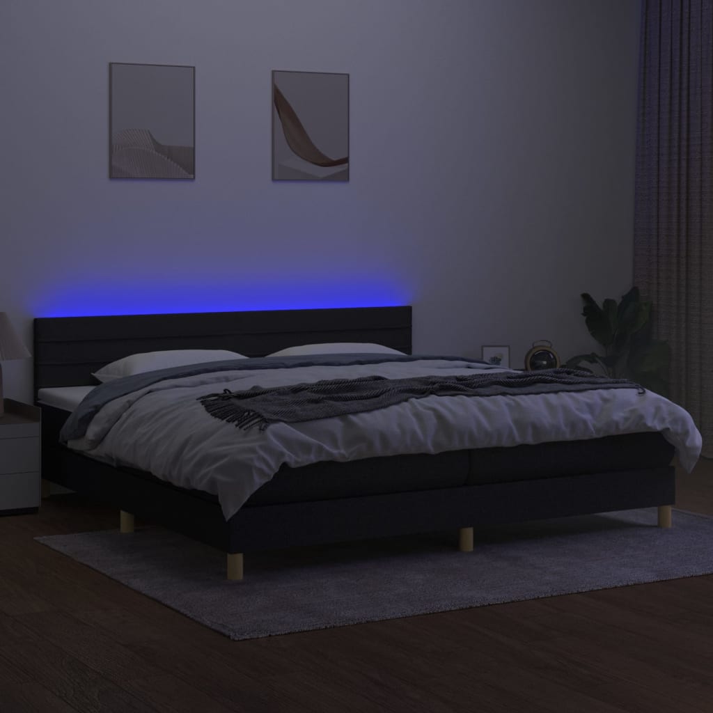 Letto a Molle Materasso e LED Nero 200x200cm in Tessuto 3133823