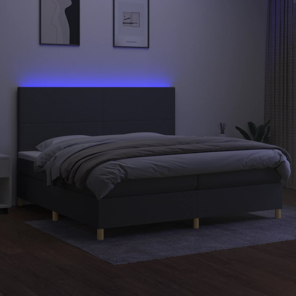 Letto a Molle Materasso e LED Grigio Scuro 200x200cm in Tessuto 3135302