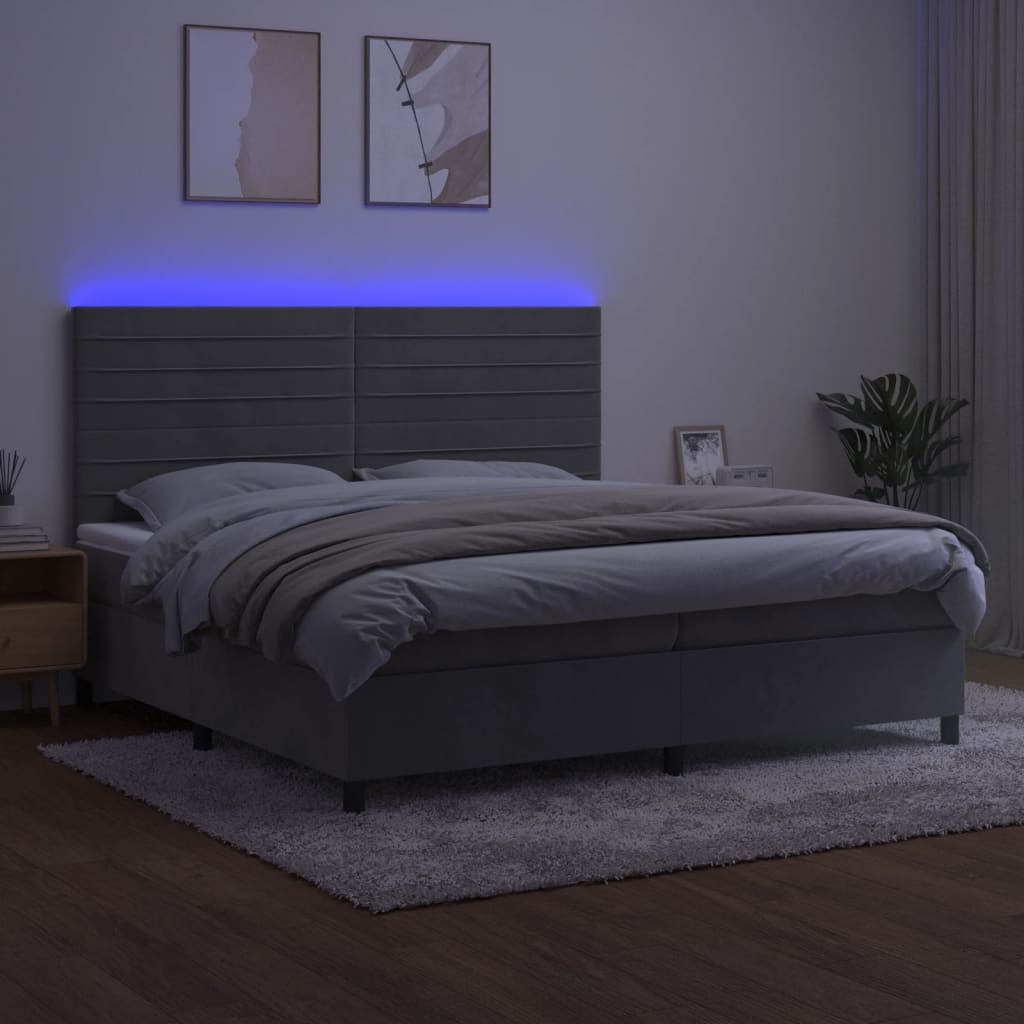 Letto a Molle Materasso e LED Grigio Chiaro 200x200 cm Velluto 3136203