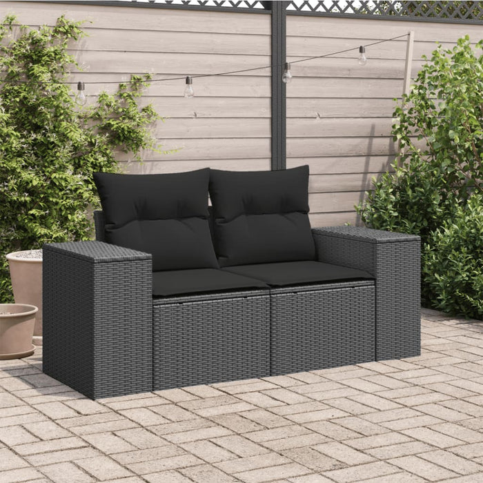 Divano da Giardino con Cuscini a 2 Posti Nero in Polyrattan 365992