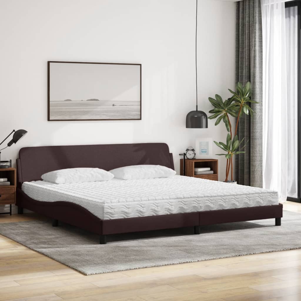 Letto con Materasso Marrone Scuro 200x200 cm in Tessuto 3208467