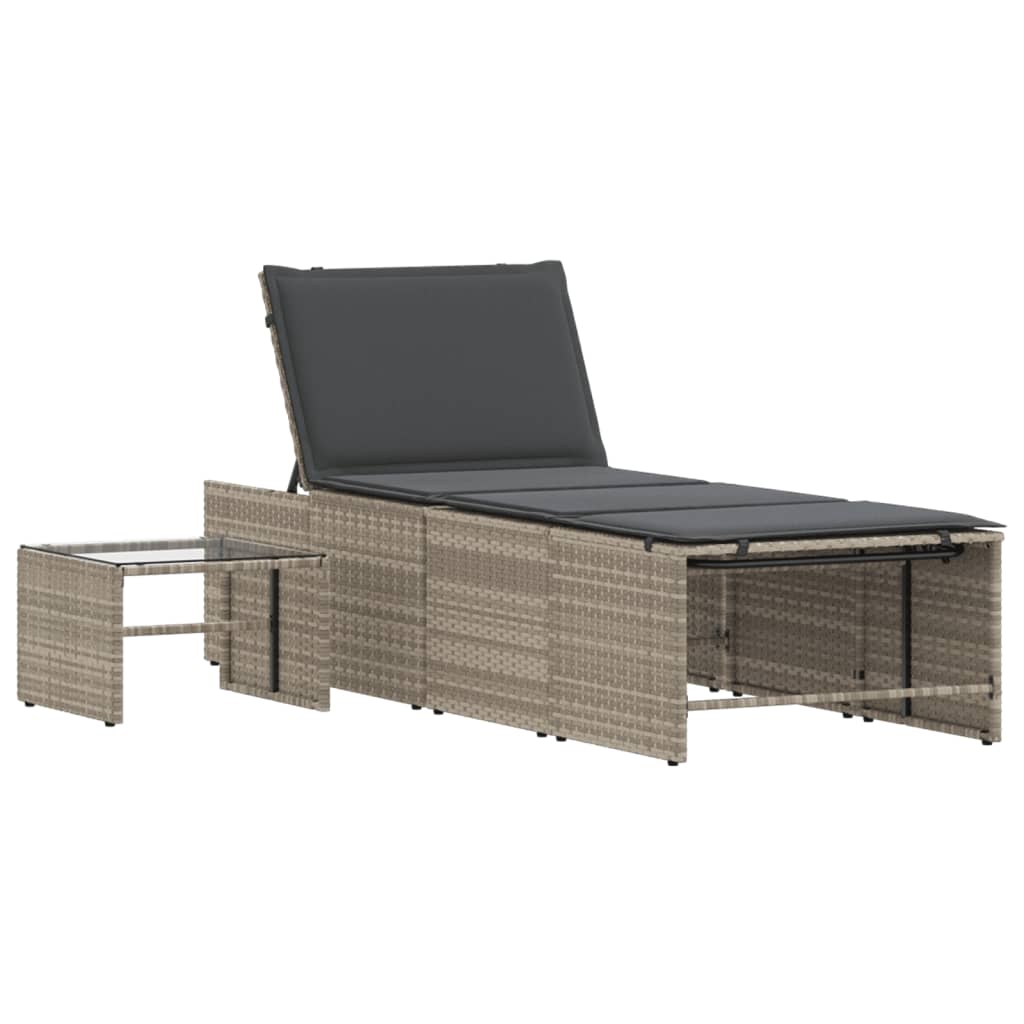 Lettini Prendisole 2pz con Tavolino Grigio Chiaro in Polyrattan 368427