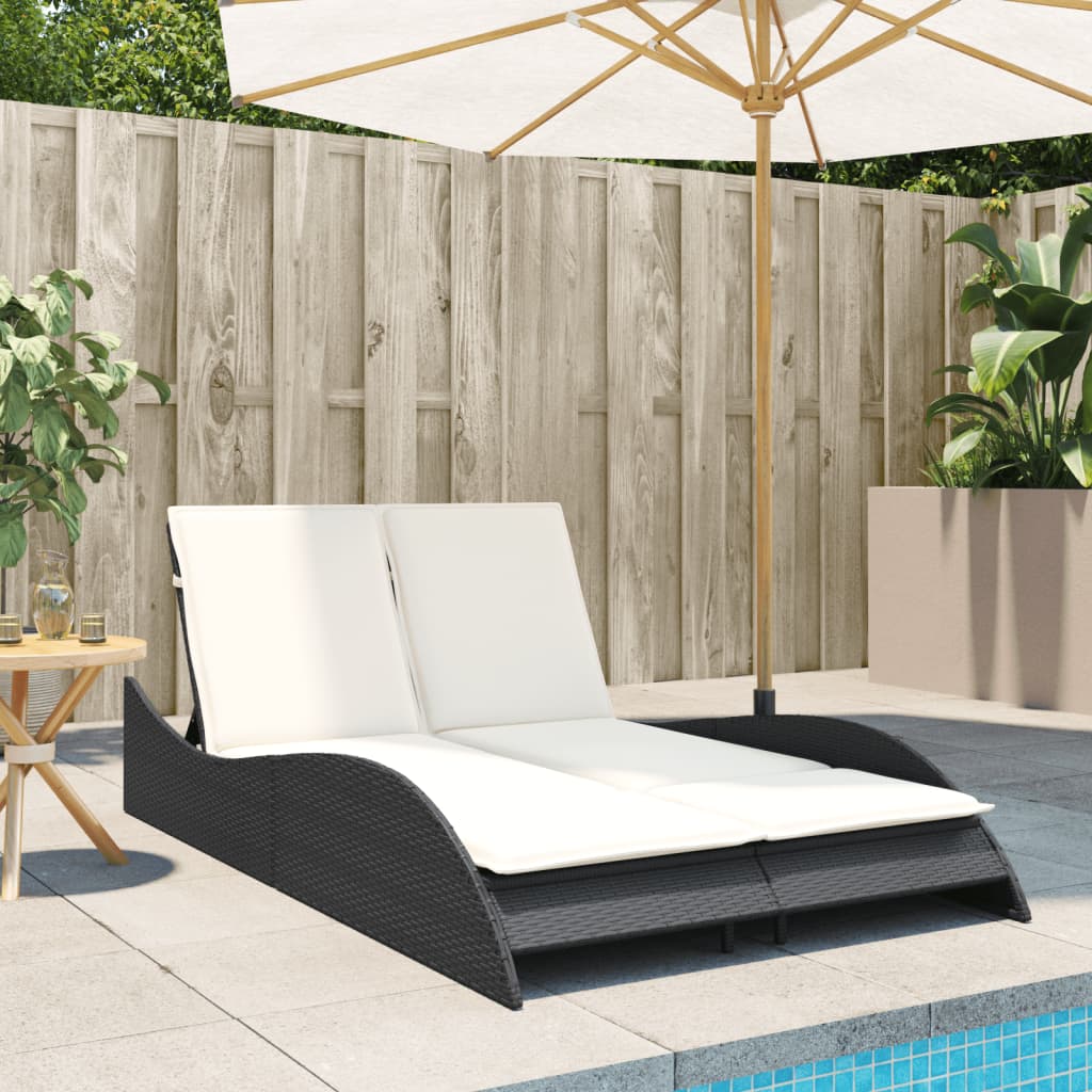 Lettino Prendisole con Cuscini Nero 114x205x73 cm in Polyrattan 368287